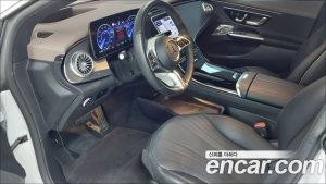 Mercedes-Benz EQE EQE350+ 2023 года из Южной Кореи