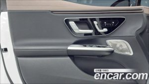 Mercedes-Benz EQE EQE350+ 2023 года из Южной Кореи