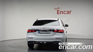 Mercedes-Benz E-Class E250 AMG Line 2023 года из Южной Кореи