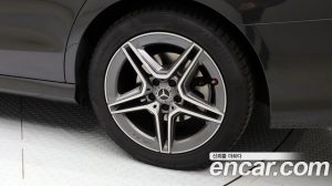 Mercedes-Benz E-Class E250 AMG Line 2023 года из Южной Кореи