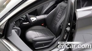Mercedes-Benz E-Class E250 AMG Line 2023 года из Южной Кореи