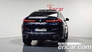 BMW X6 xDrive40i M Sport 2023 года из Южной Кореи