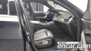 BMW X6 xDrive40i M Sport 2023 года из Южной Кореи