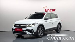 Volkswagen Tiguan 2.0 TSI Prestige 2022 года из Южной Кореи