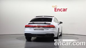Audi A7 55 TFSI 4WD Premium 2023 года из Южной Кореи