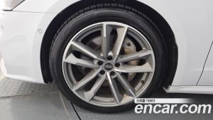 Audi A7 55 TFSI 4WD Premium 2023 года из Южной Кореи