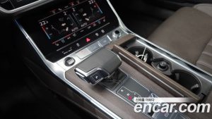 Audi A7 55 TFSI 4WD Premium 2023 года из Южной Кореи