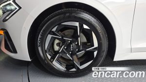 Kia K5 2.0 2024 года из Южной Кореи