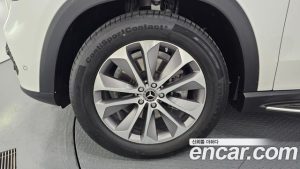 Mercedes-Benz GLE-Class GLE300d 4MATIC 2023 года из Южной Кореи