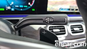Mercedes-Benz GLE-Class GLE300d 4MATIC 2023 года из Южной Кореи