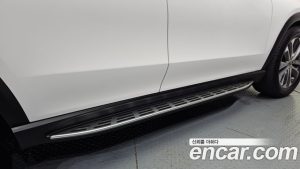 Mercedes-Benz GLE-Class GLE300d 4MATIC 2023 года из Южной Кореи