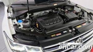 Volkswagen Tiguan 2.0 TSI Prestige 2023 года из Южной Кореи