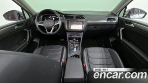 Volkswagen Tiguan 2.0 TSI Prestige 2023 года из Южной Кореи