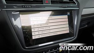 Volkswagen Tiguan 2.0 TSI Prestige 2023 года из Южной Кореи