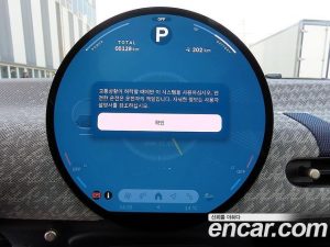 Mini Cooper SE Favoured 2024 года из Южной Кореи