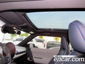 Mini Cooper SE Favoured 2024 года из Южной Кореи