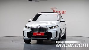 BMW X5 xDrive 40i M Sport 2024 года из Южной Кореи