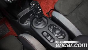 Mini Cooper JCW 2023 года из Южной Кореи