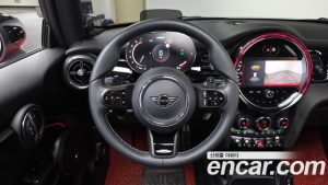 Mini Cooper JCW 2023 года из Южной Кореи