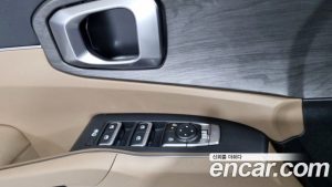 Kia Sorento Бензин 2.5T 2WD 2024 года из Южной Кореи