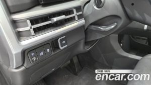 Hyundai Santafe Бензин 2.5T 2WD 2024 года из Южной Кореи