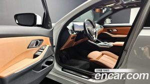 BMW 3-Series 320i Touring 2024 года из Южной Кореи