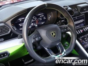 Lamborghini Urus 4.0 V8 2022 года из Южной Кореи