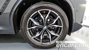 BMW X4 xDrive20i M Sport 2023 года из Южной Кореи