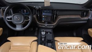 Volvo XC60 B5 Inscription 2022 года из Южной Кореи