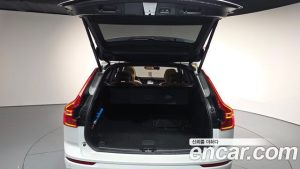 Volvo XC60 B5 Inscription 2022 года из Южной Кореи