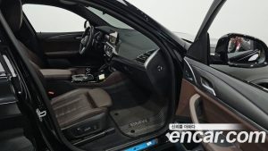 BMW X4 xDrive20i M Sport 2025 года из Южной Кореи