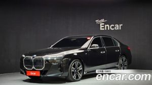 BMW i7 xDrive 60 M Sport 2023 года из Южной Кореи