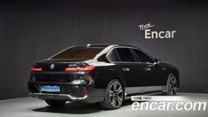 BMW i7 xDrive 60 M Sport 2023 года из Южной Кореи