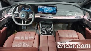 BMW i7 xDrive 60 M Sport 2023 года из Южной Кореи