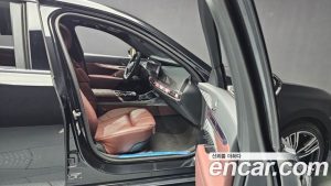 BMW i7 xDrive 60 M Sport 2023 года из Южной Кореи