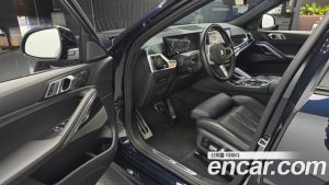 BMW X6 xDrive40i M Sport 2024 года из Южной Кореи