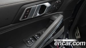 BMW X6 xDrive40i M Sport 2024 года из Южной Кореи