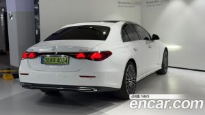 Mercedes-Benz E-Class E450 4MATIC Exclusive 2025 года из Южной Кореи