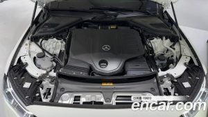 Mercedes-Benz E-Class E450 4MATIC Exclusive 2025 года из Южной Кореи