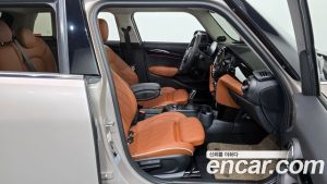 Mini Cooper 5Door CLASSIC 2024 года из Южной Кореи