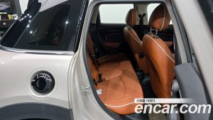 Mini Cooper 5Door CLASSIC 2024 года из Южной Кореи