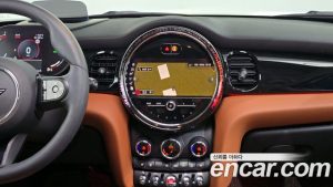Mini Cooper 5Door CLASSIC 2024 года из Южной Кореи