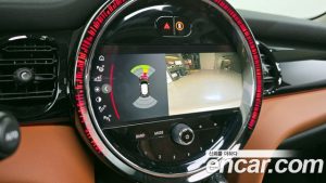 Mini Cooper 5Door CLASSIC 2024 года из Южной Кореи