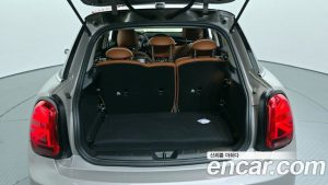 Mini Cooper 5Door CLASSIC 2024 года из Южной Кореи