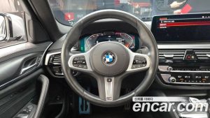 BMW 5-Series 520i M Sport 2023 года из Южной Кореи