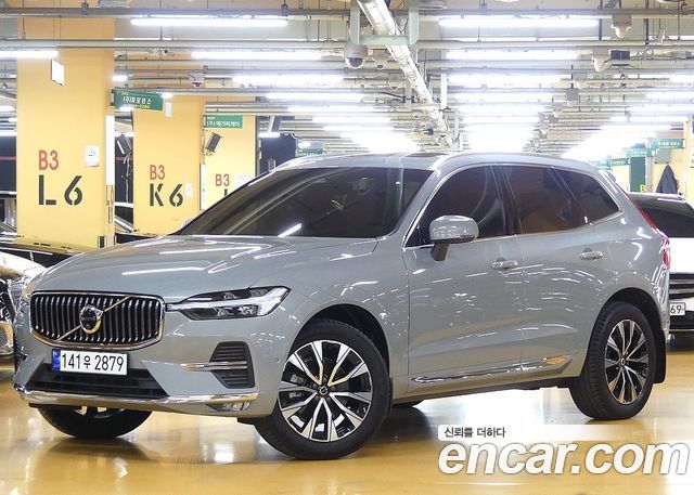 Volvo XC60 B5 ULTIMATE Bright 2024 года из Кореи