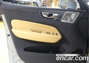Volvo XC60 B5 ULTIMATE Bright 2024 года из Южной Кореи