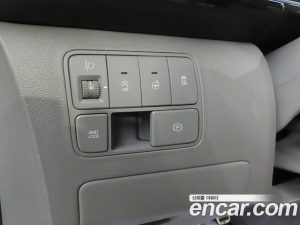 Hyundai Staria 4WD Lounge 7-Seater 2024 года из Южной Кореи