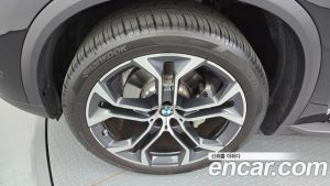 BMW X5 xDrive 40i xLine 2023 года из Южной Кореи