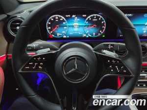 Mercedes-Benz E-Class E250 Exclusive 2023 года из Южной Кореи